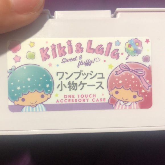 Sanrio Little Twin Stars One-Touch Accessory Case - Picture 4 of 5